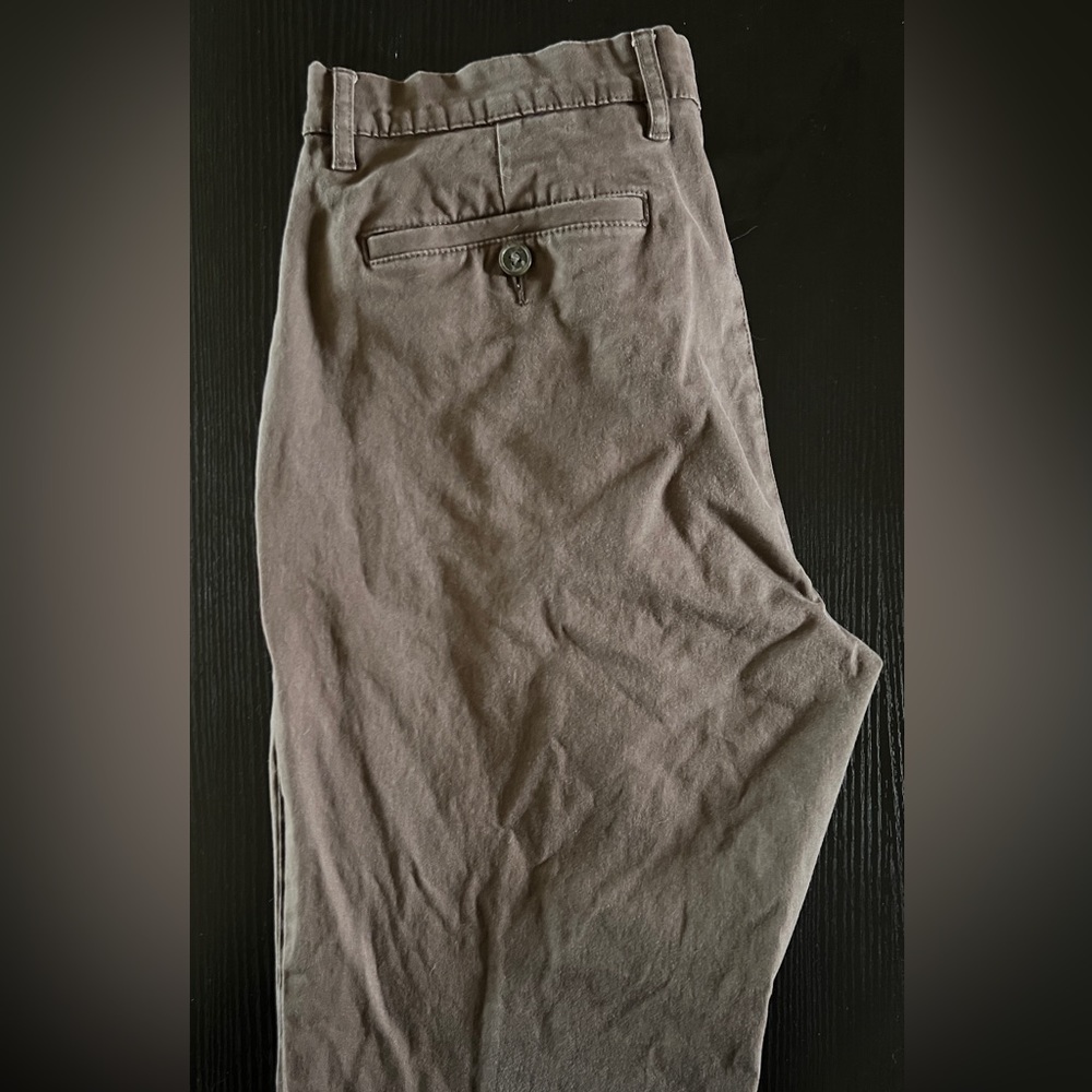 Men’s Good Threads work pants, size 34 x 29!